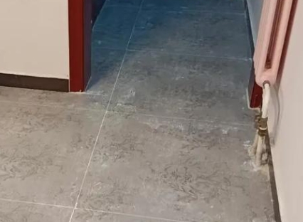 鹤岗市瓷砖空鼓维修公司分享下鹤岗市地砖空鼓了怎么办
